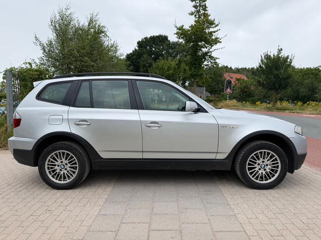 Foto 6 van BMW X3 2.0i Introduction