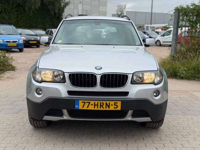 Foto 8 van BMW X3 2.0i Introduction