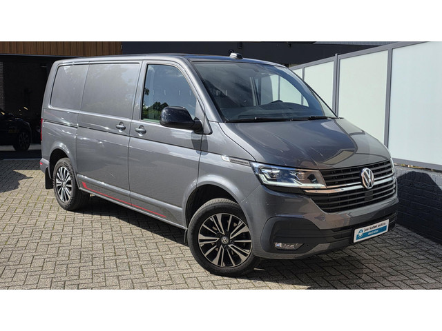 Foto 4 van Volkswagen Transporter 2.0 TDI L1H1 GB Highline Edition 2