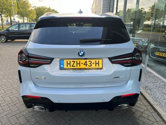 Foto 4 van BMW X3 XDRIVE30E High Executive M Sport TREKHAAK