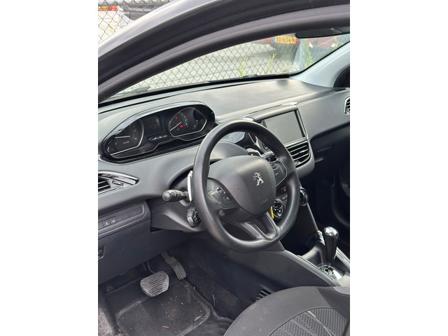 Foto 4 van Peugeot 308 1.2 VTi Active NAVI - AIRCO - NWE DISTRU