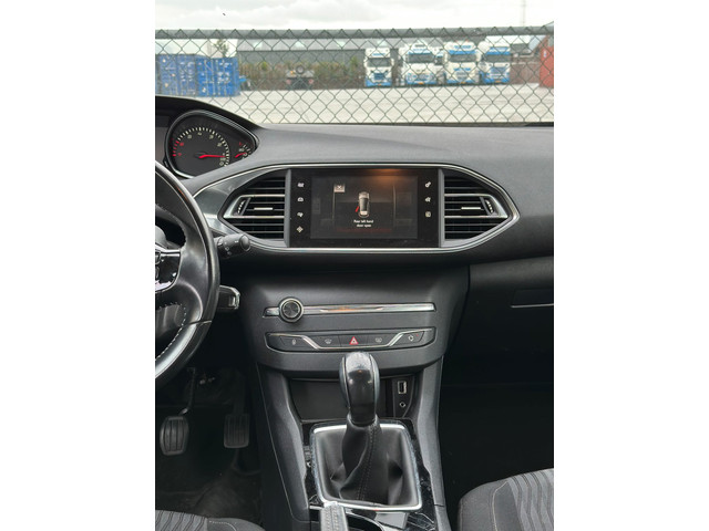 Peugeot 308 1.2 VTi Active NAVI - AIRCO - NWE DISTRU