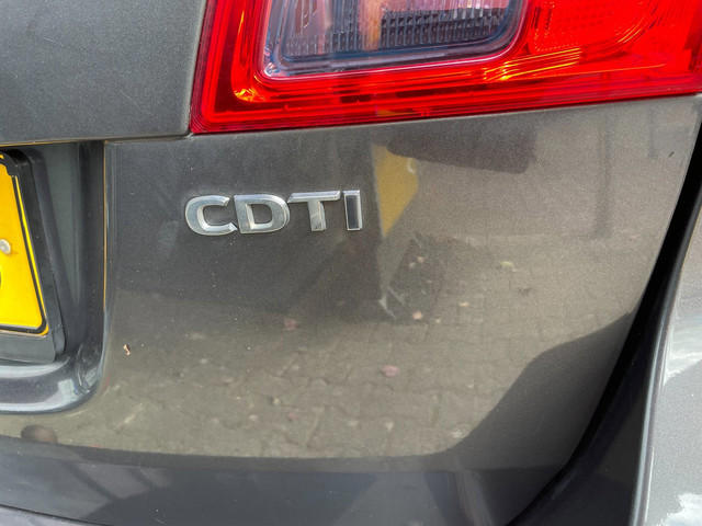 Foto 7 van Opel Astra Sports Tourer 1.7 CDTi Edition