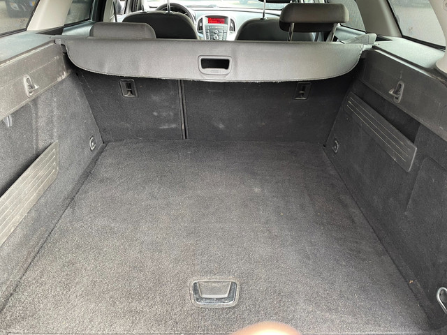 Foto 6 van Opel Astra Sports Tourer 1.7 CDTi Edition