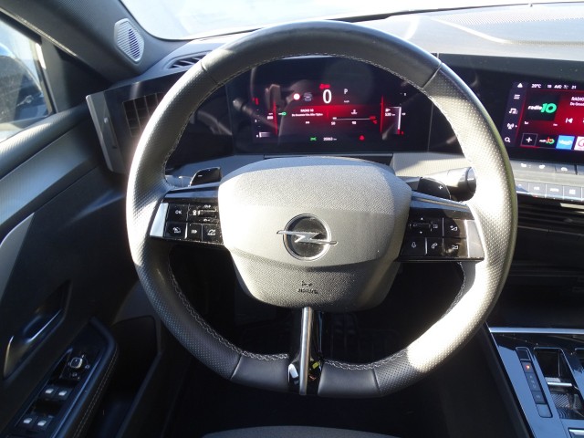 Foto 8 van OPEL ASTRA 1.2 GS LINE Turbo-PDC V/A-Navi-360 Camera-Cruise-MultiMedia-