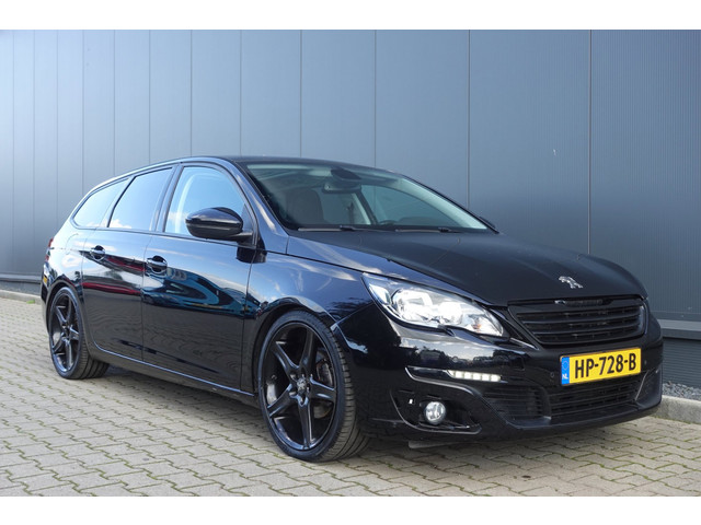 Foto 3 van Peugeot 308 SW 1.6 BlueHDI Blue Lease Executive Pack