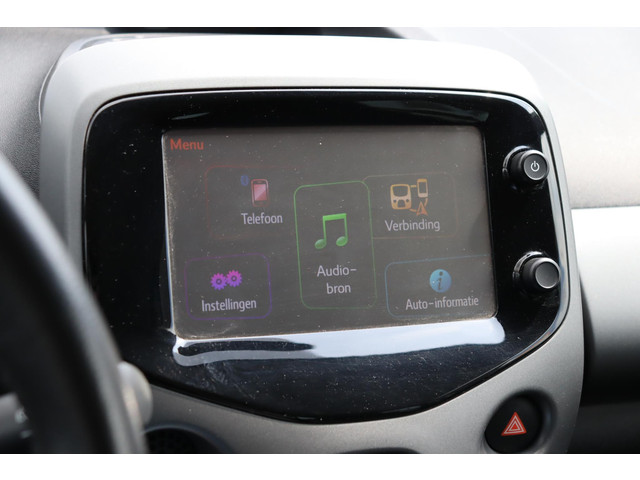 Foto 10 van Toyota Aygo 1.0 VVT-i X-Play, Navi, Camera, LED  speed limiter.