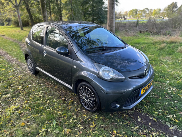 Foto 5 van Toyota Aygo 1.0 VVT-i Comfort apk t/m 05-08-2027