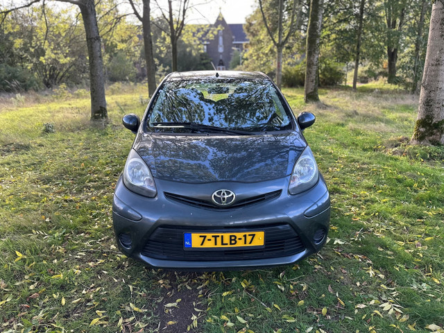 Foto 4 van Toyota Aygo 1.0 VVT-i Comfort apk t/m 05-08-2027