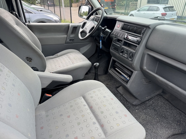 Foto 6 van Volkswagen Transporter 2.5 TDI 292 T800B.DC (bj 2003)