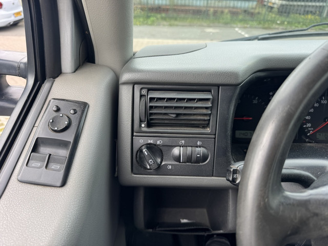 Foto 9 van Volkswagen Transporter 2.5 TDI 292 T800B.DC (bj 2003)