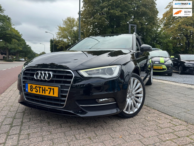 Foto 8 van Audi A3 Sportback 1.4 TFSI Attraction Clima Elek Pakket Navi Cruise