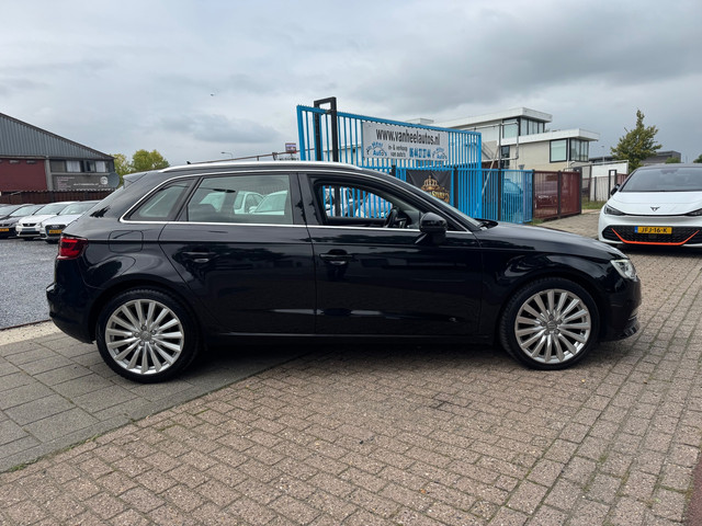 Foto 4 van Audi A3 Sportback 1.4 TFSI Attraction Clima Elek Pakket Navi Cruise