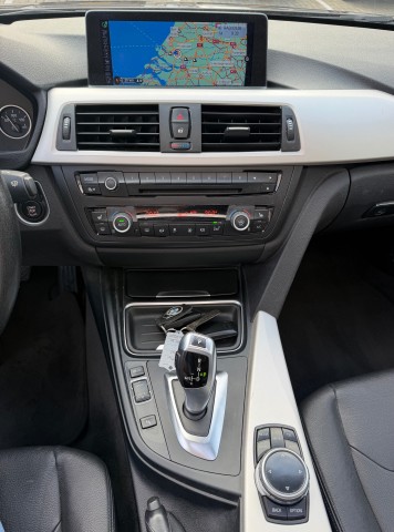 Foto 10 van BMW 3-SERIE 320d EfficientDynamics Edition Hi Executive LEER PANO DEALER AUTO NAP APK