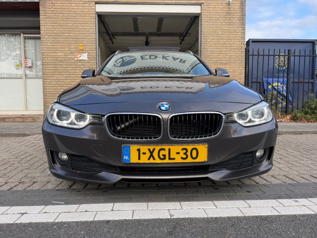 Foto 9 van BMW 3-SERIE 320d EfficientDynamics Edition Hi Executive LEER PANO DEALER AUTO NAP APK