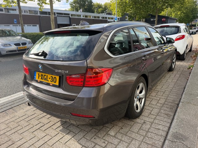 Foto 7 van BMW 3-SERIE 320d EfficientDynamics Edition Hi Executive LEER PANO DEALER AUTO NAP APK