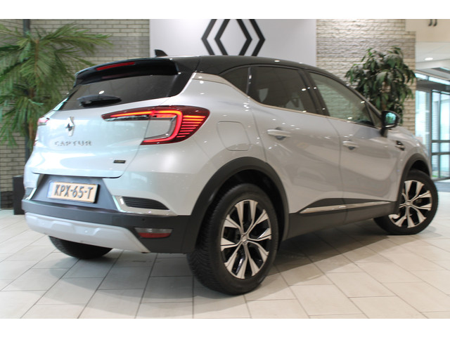 Foto 3 van Renault Captur 1.6 E-Tech Hybrid 145 Techno | automaat | hybride | achteruitrijcamera