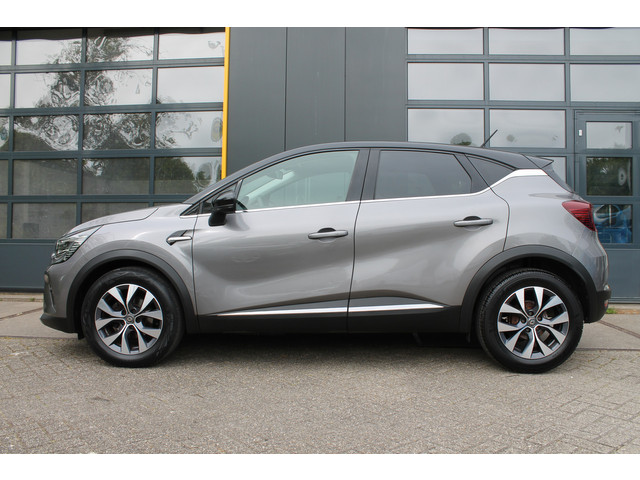 Foto 7 van Renault Captur 1.3 TCe 140 Mild Hybrid EDC AUT Intens | Navigatie | Camera | Cruise | Climate Contro