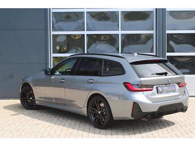 Foto 3 van BMW 3-serie Touring 330e M-Sport Pro | ACC | Head-up | HK | 19''