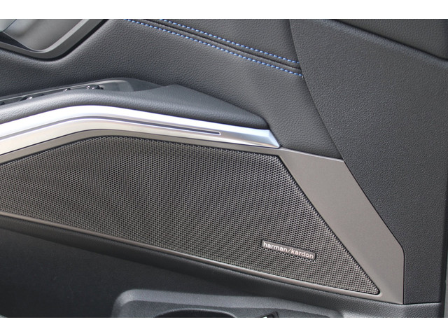Foto 7 van BMW 3-serie Touring 330e M-Sport Pro | ACC | Head-up | HK | 19''