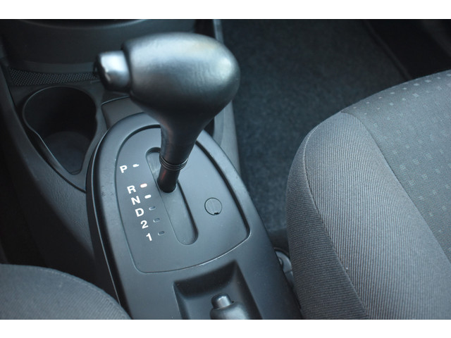 Foto 7 van Ford Focus 1.6-16V Trend Automaat Airco 5-deurs 1e eigenaar Pdc Trekhaak lees goed!!! HANDELSAUTO -
