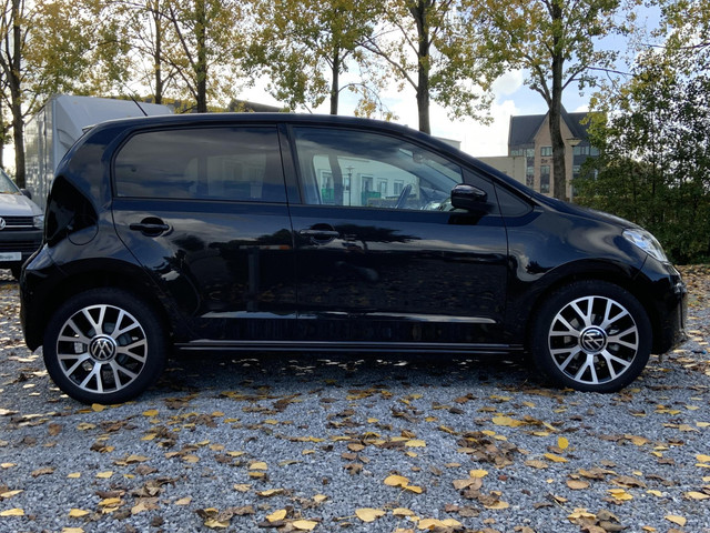 Foto 10 van Volkswagen e-Up! e-up! Style Plus (Camera,Clima,LM,Cruise)