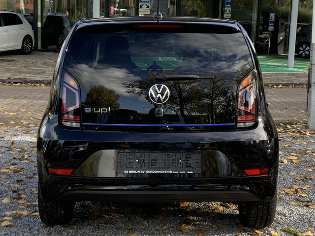 Foto 2 van Volkswagen e-Up! e-up! Style Plus (Camera,Clima,LM,Cruise)