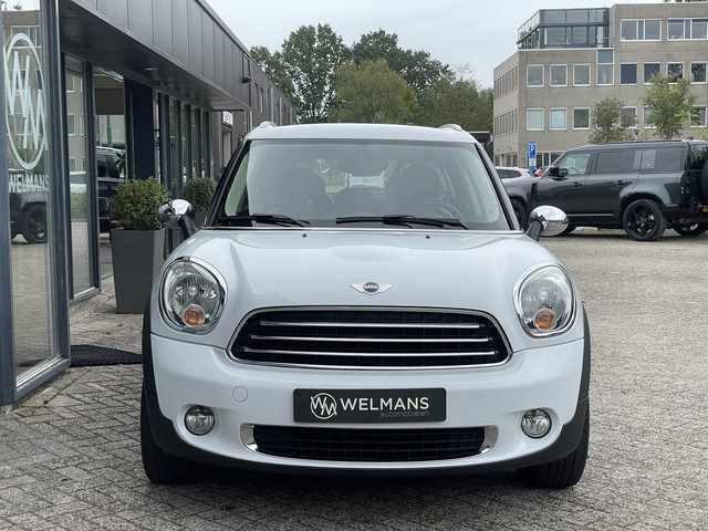Foto 9 van MINI Countryman 2.0 Cooper D Aut. | Leder | 17 inch | Nieuwe APK