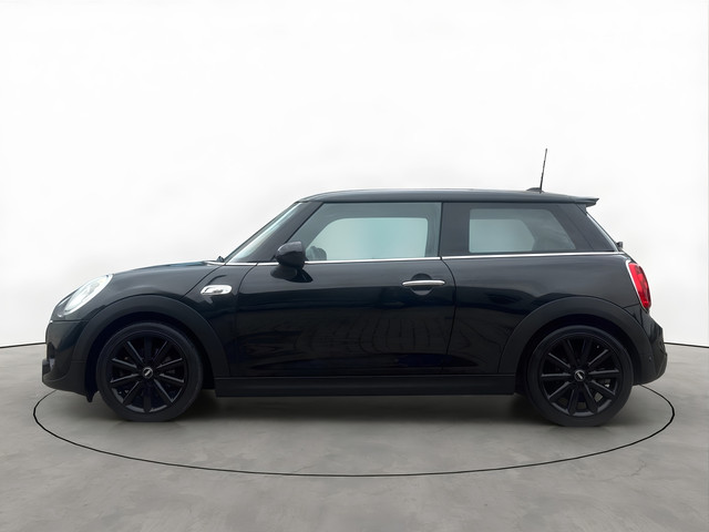 Foto 3 van MINI Cooper S 2.0 192PK Chili Serious Business Head-UP Leer LED