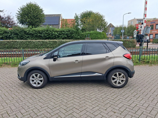 Foto 4 van Renault Captur 1.2 TCe Dynamique navi AUTOMAAT trekhaak ALLINPRIJS