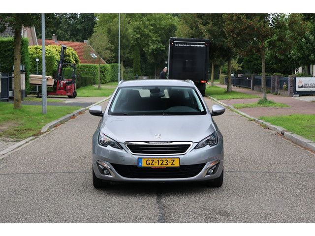 Foto 3 van Peugeot 308 SW 1.2 PureTech Allure | NAVI | CLIMA | CRUISE | NAP | MOOIE DEALER ONDERHOUDEN AUTO |