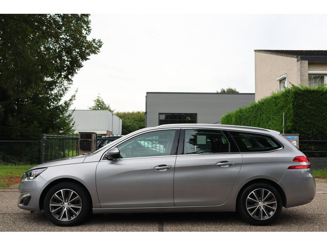 Foto 4 van Peugeot 308 SW 1.2 PureTech Allure | NAVI | CLIMA | CRUISE | NAP | MOOIE DEALER ONDERHOUDEN AUTO |