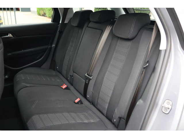 Foto 10 van Peugeot 308 SW 1.2 PureTech Allure | NAVI | CLIMA | CRUISE | NAP | MOOIE DEALER ONDERHOUDEN AUTO |