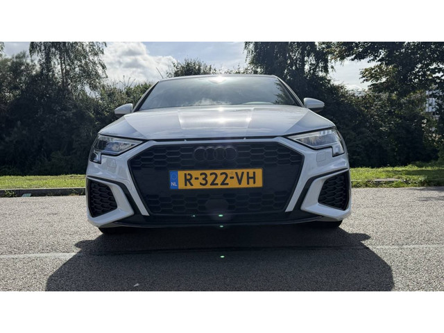 Foto 7 van Audi A3 Sportback - 30 TFSI S edition