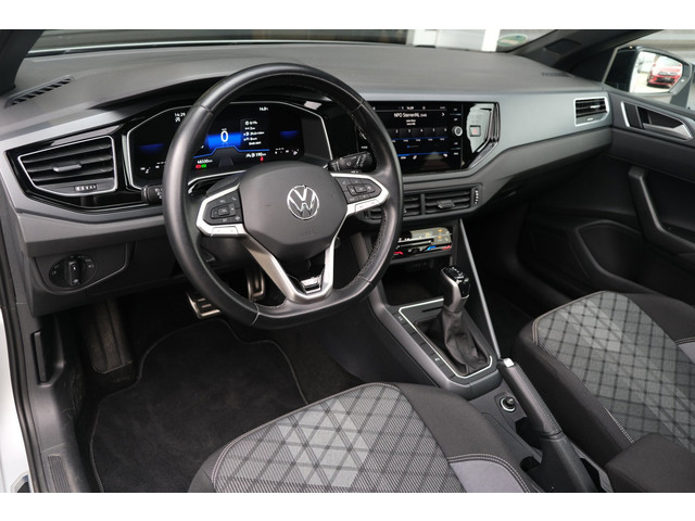 Foto 9 van Volkswagen Polo 1.0 TSI 2x R-Line 95PK DSG Facelift Pano IQ Matrix Led Virtual PDC