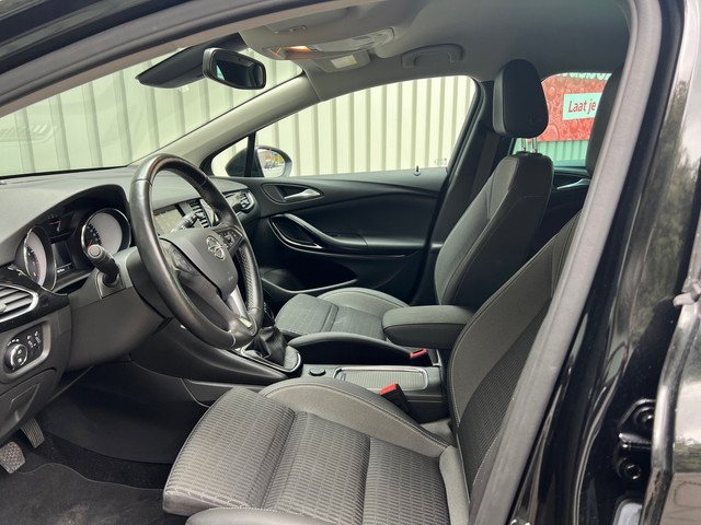 Foto 6 van Opel Astra 1.2 Business Edition|80000KM|Navigatie|Climate Control|