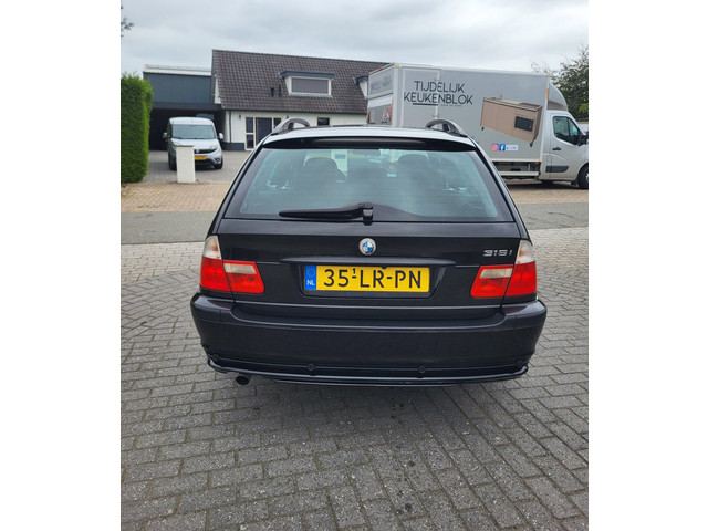 Foto 7 van BMW 3-serie Touring 316i Special Executive ,Leder,Carplay!