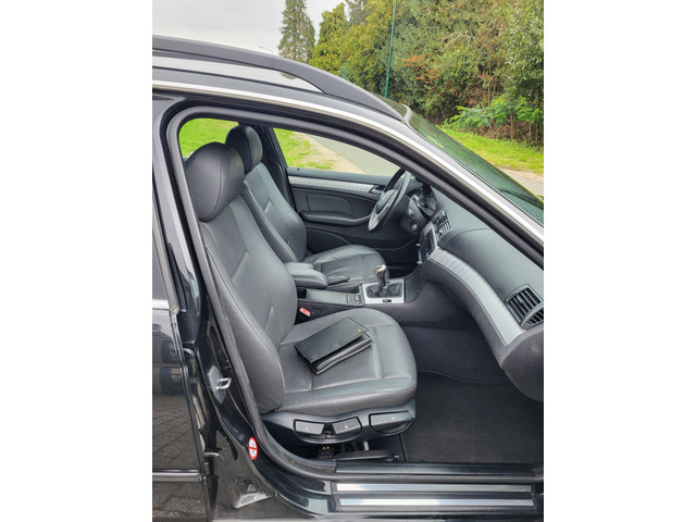 Foto 10 van BMW 3-serie Touring 316i Special Executive ,Leder,Carplay!