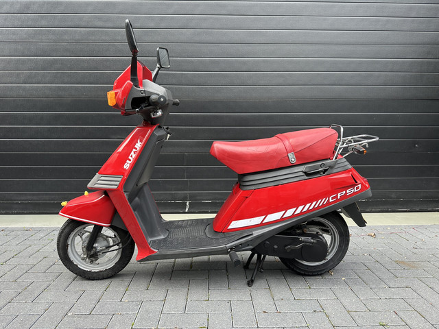 Foto 3 van Suzuki CP50 Retro Vintage scooter bromscooter bromfiets BJ 1985