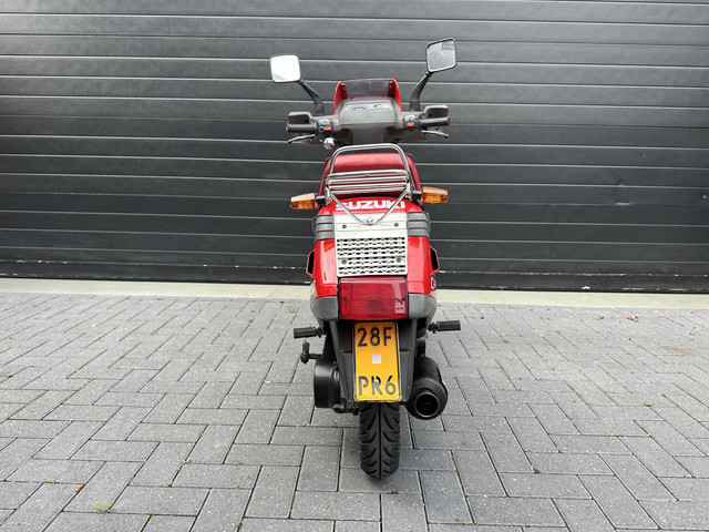 Foto 6 van Suzuki CP50 Retro Vintage scooter bromscooter bromfiets BJ 1985