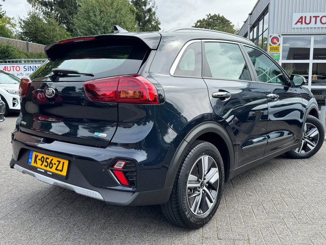 Foto 3 van Kia Niro 1.6 GDi Hybrid DynamicLine | Adaptive Cruise Control | Navi |Carplay |