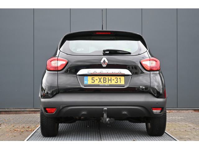 Foto 7 van Renault Captur 0.9 TCe Dynamique trekhaak (bj 2014)