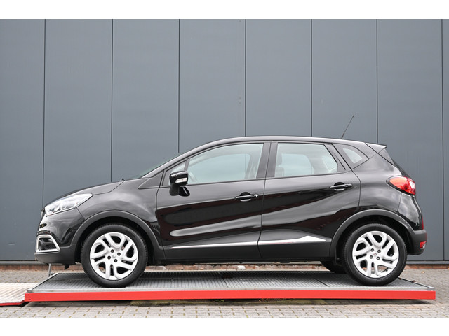 Foto 5 van Renault Captur 0.9 TCe Dynamique trekhaak (bj 2014)