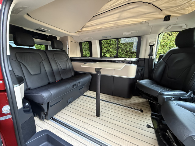 Foto 4 van Mercedes-Benz V-Klasse Marco Polo Camper V300 4Matic 237pk Automaat AMG-Line l FULL-OPTIONS l NIEUWS