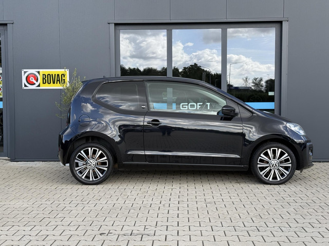 Foto 2 van Volkswagen Up! 1.0 BMT up! SOUND!