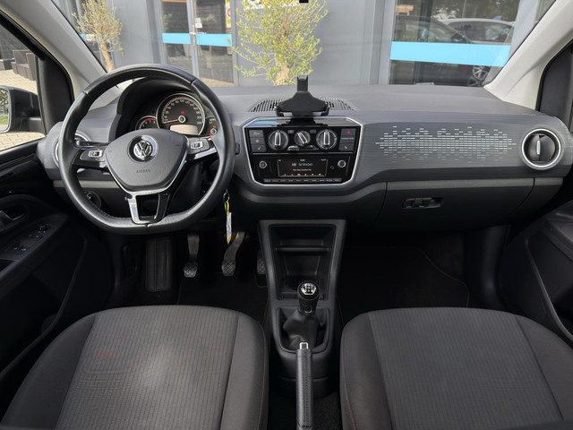 Foto 4 van Volkswagen Up! 1.0 BMT up! SOUND!