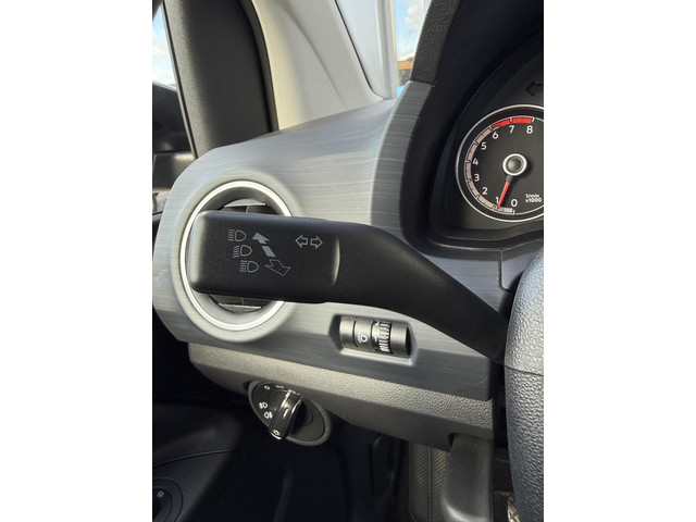 Foto 8 van Volkswagen Up! 1.0 BMT up! SOUND!