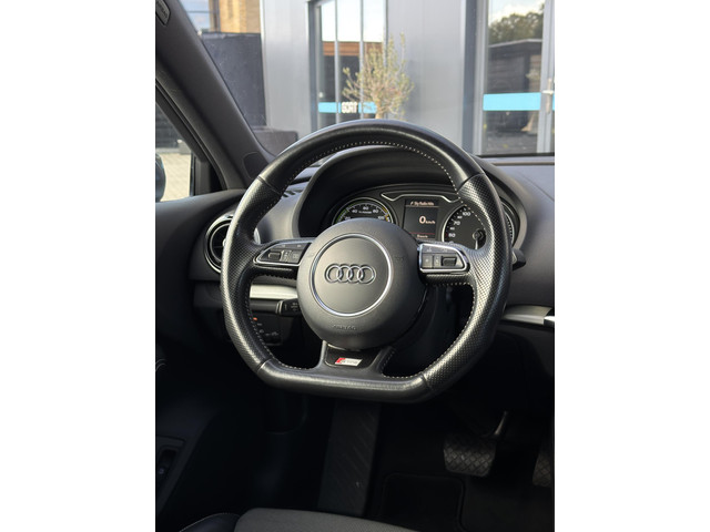 Foto 6 van Audi A3 Sportback 1.4 e-tron PHEV Ambition Pro Line plus