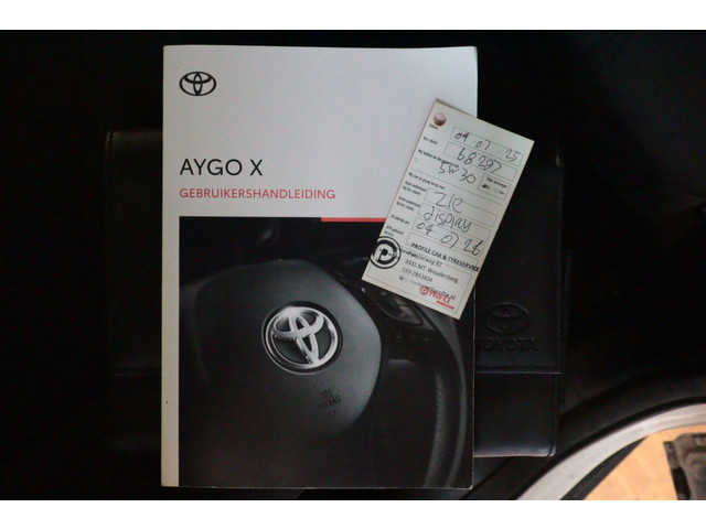 Toyota Aygo X 1.0 VVT-i MT | 5 DRS | AIRCO | ADAP CRUISE | LANE-ASSIST | START / STOP |