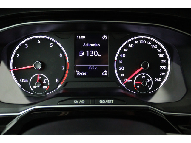 Foto 7 van Volkswagen Polo 1.0 TSI Sport (STOELVERWARMING, PARKEERSENSOREN, MULTIMEDIA)